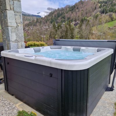 Spa 4 - 5 places Topaze Viskan