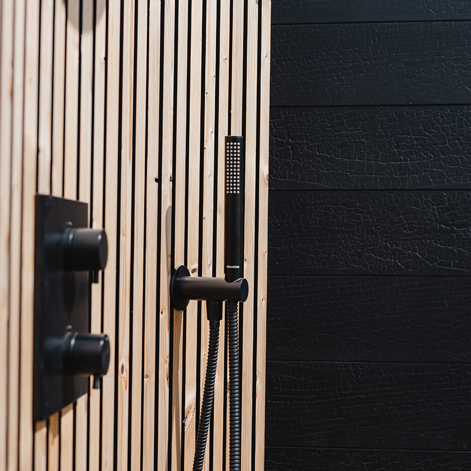 Velaqua Shower Auroom 3 3 (1)