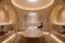 Hammam traditionnel avec revêtement en tadelakt sans joint et plafond voûté